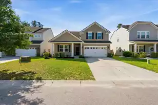 700 Redbud Ln, Summerville, SC 29486 - Photo 1