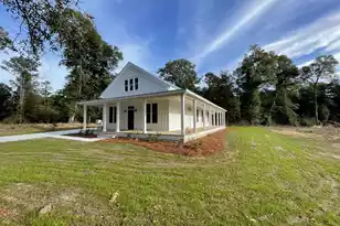 1049 Refuge Wy, Summerton, SC 29148 - Photo 1