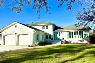 1894 Capri Dr, Charleston, SC 29407 - Photo 1