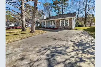 110 Manchester Road, Summerville, SC 29486 - Photo 1