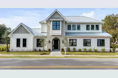 636 McCants Drive, Mount Pleasant, SC 29464 - Photo 1