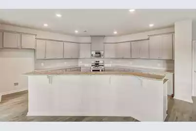 128 East Morton Street, Summerville, SC 29486 - Photo 1