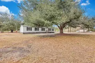 478 Eagle Dr, Ridgeville, SC 29472 - Photo 1