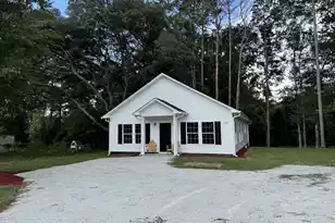 522 Miracle Dr, Eutawville, SC 29048 - Photo 1