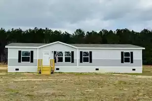 472 Rosemary St, Williston, SC 29853 - Photo 1