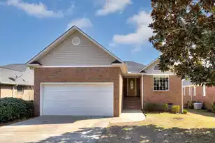 47 N Lake Cir, Manning, SC 29102 - Photo 1