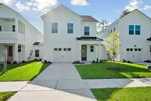 450 Queenview Ln, Charleston, SC 29414 - Photo 1