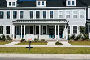 766 Blueway Ave, Summerville, SC 29486 - Photo 1