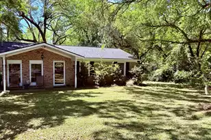 1521 Camp Rd, Charleston, SC 29412 - Photo 1