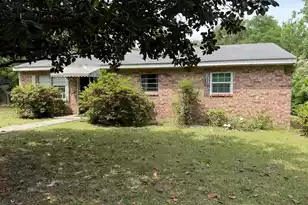 377 Cimmaron St, Orangeburg, SC 29115 - Photo 1