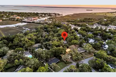 521 Pelzer Drive, Mount Pleasant, SC 29464 - Photo 1