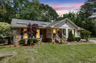 1705 Sulgrave Rd, Charleston, SC 29414 - Photo 1