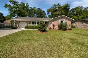 102 Rebellion Rd, Summerville, SC 29483 - Photo 1