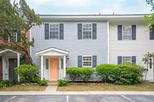 153 Heritage Cir, Mount Pleasant, SC 29464 - Photo 1