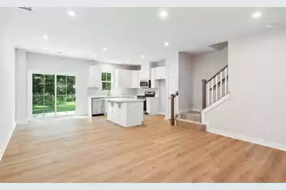 1052 Crescent Cove Lane, Summerville, SC 29483 - Photo 2
