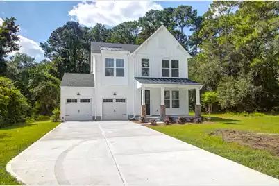 714 Hickory Street N #13, Summerville, SC 29483 - Photo 1