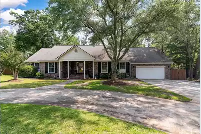 44 Basilica Avenue S, Hanahan, SC 29410 - Photo 1