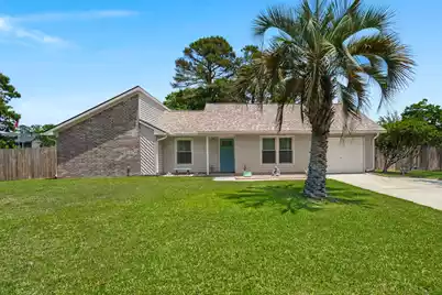 106 Brown Court, Summerville, SC 29486 - Photo 1