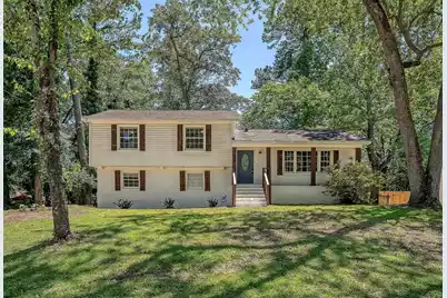 7639 Hillandale Road, North Charleston, SC 29420 - Photo 1