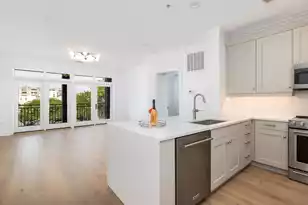 21 George St, Charleston, SC 29401 - Photo 1