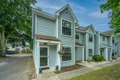 1686 Hunters Run Drive, Mount Pleasant, SC 29464 - Photo 1