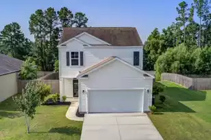 596 Wayton Cir, Moncks Corner, SC 29461 - Photo 1