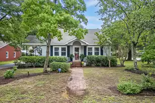 647 Ellis St, Mount Pleasant, SC 29464 - Photo 1