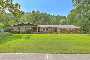 133 Axtell Dr, Summerville, SC 29485 - Photo 1