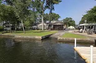 1651 Waters Edge Dr, Summerton, SC 29148 - Photo 1