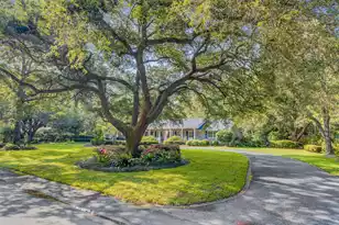 108 Walker Dr E, Summerville, SC 29483 - Photo 1