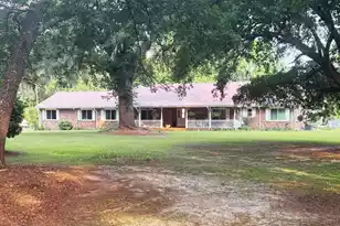 138 Brant Acres Ln, Bonneau, SC 29431 - Photo 1