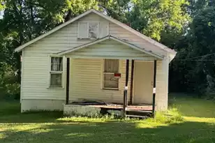 841 Oak St, Orangeburg, SC 29115 - Photo 1