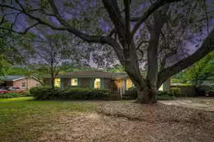 943 Mikell Dr, Charleston, SC 29412 - Photo 1