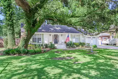 938 Sea Gull Drive, Mount Pleasant, SC 29464 - Photo 1