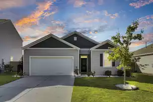 545 Wayton Cir, Moncks Corner, SC 29461 - Photo 1