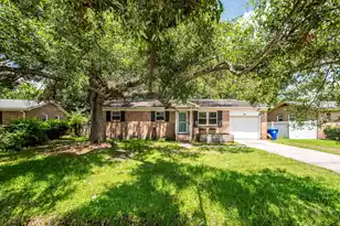 21 Pratt St, Charleston, SC 29407 - Photo 1