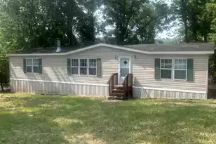 126 Rocky Pointe Rd, Prosperity, SC 29127 - Photo 1