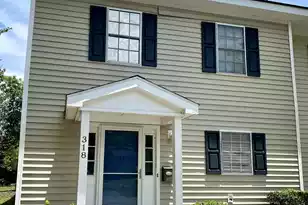 318 Lakeside Dr, Mount Pleasant, SC 29464 - Photo 1