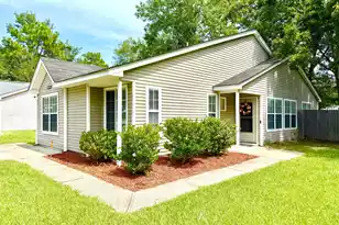 505 Hedge Way, Summerville, SC 29486 - Photo 1