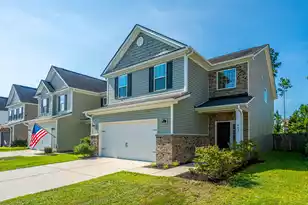 662 Redbud Ln, Summerville, SC 29486 - Photo 1