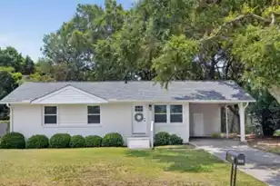 1487 Woodview Ln, James Island, SC 29412 - Photo 1