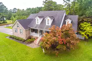 188 Glen St, Summerville, SC 29483 - Photo 1