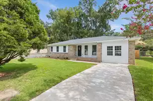 124 Wells Rd, Goose Creek, SC 29445 - Photo 1