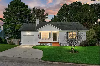 522 Dolphin Drive, Summerville, SC 29485 - Photo 1