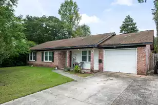 305 Gippy Dr, Summerville, SC 29486 - Photo 1