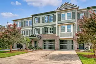 305 Etiwan Pointe Dr, Mount Pleasant, SC 29464 - Photo 1