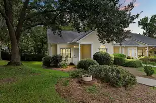 2472 Deer Ridge Ln, North Charleston, SC 29406 - Photo 1