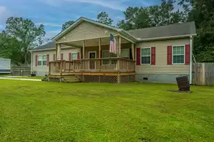 132 Knight Ave, Summerville, SC 29483 - Photo 1