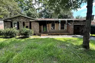 203 Pinewood St, Ladson, SC 29456 - Photo 1