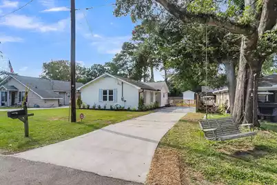 814 Armsway Street, Mount Pleasant, SC 29464 - Photo 1
